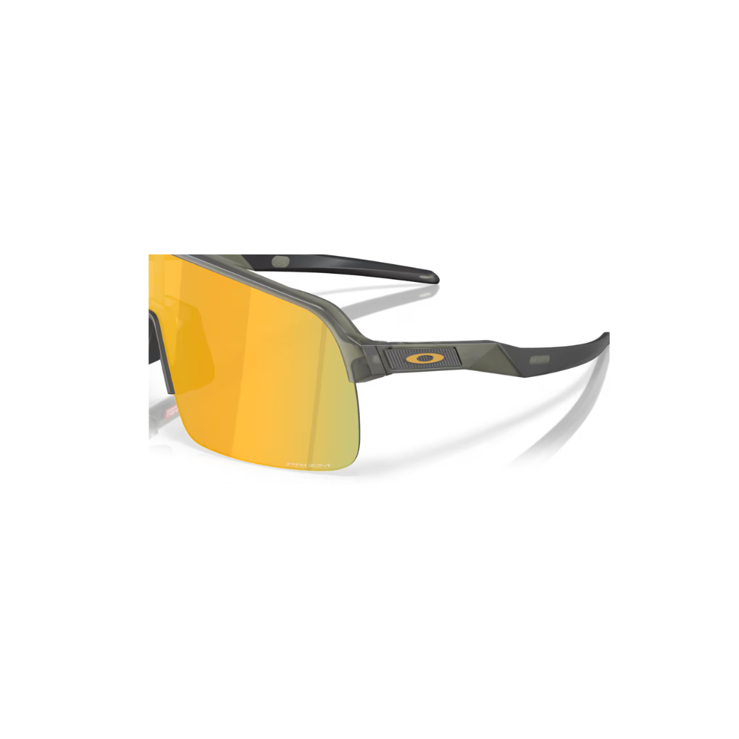 Oakley Sutro Lite (A) Sunglasses 0OO9463A-946333